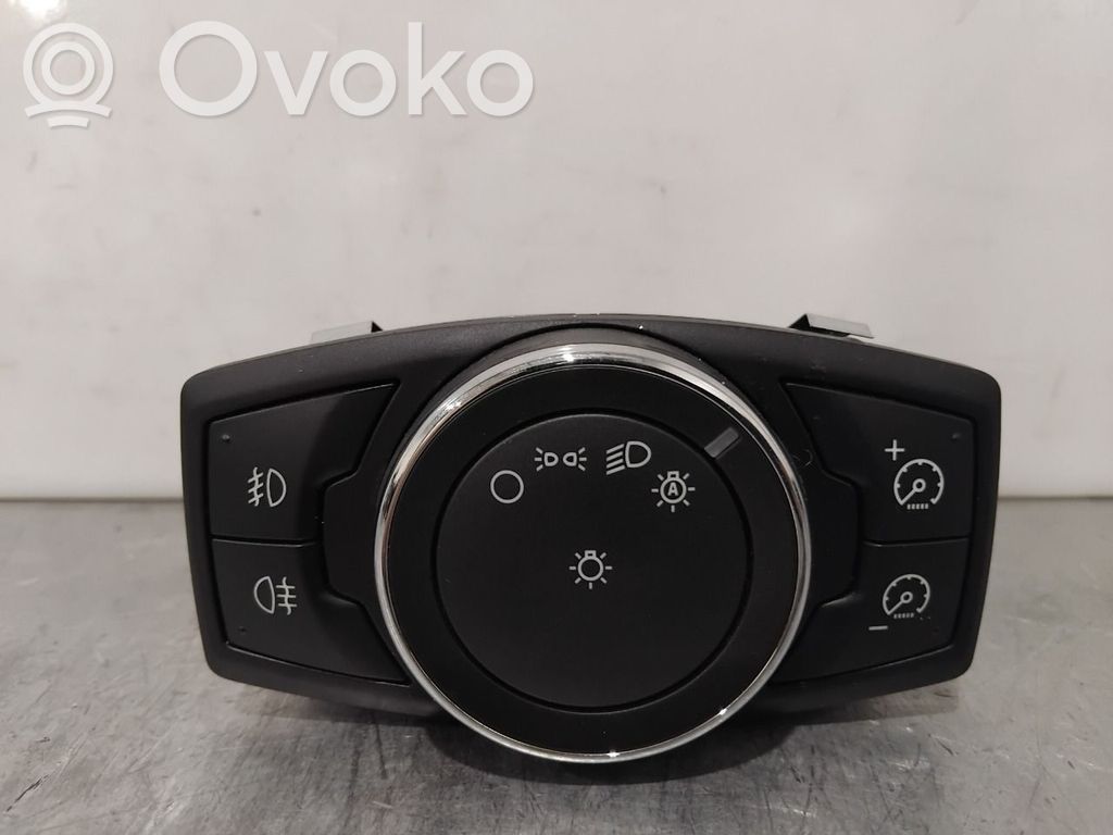 Ford Focus Light switch 