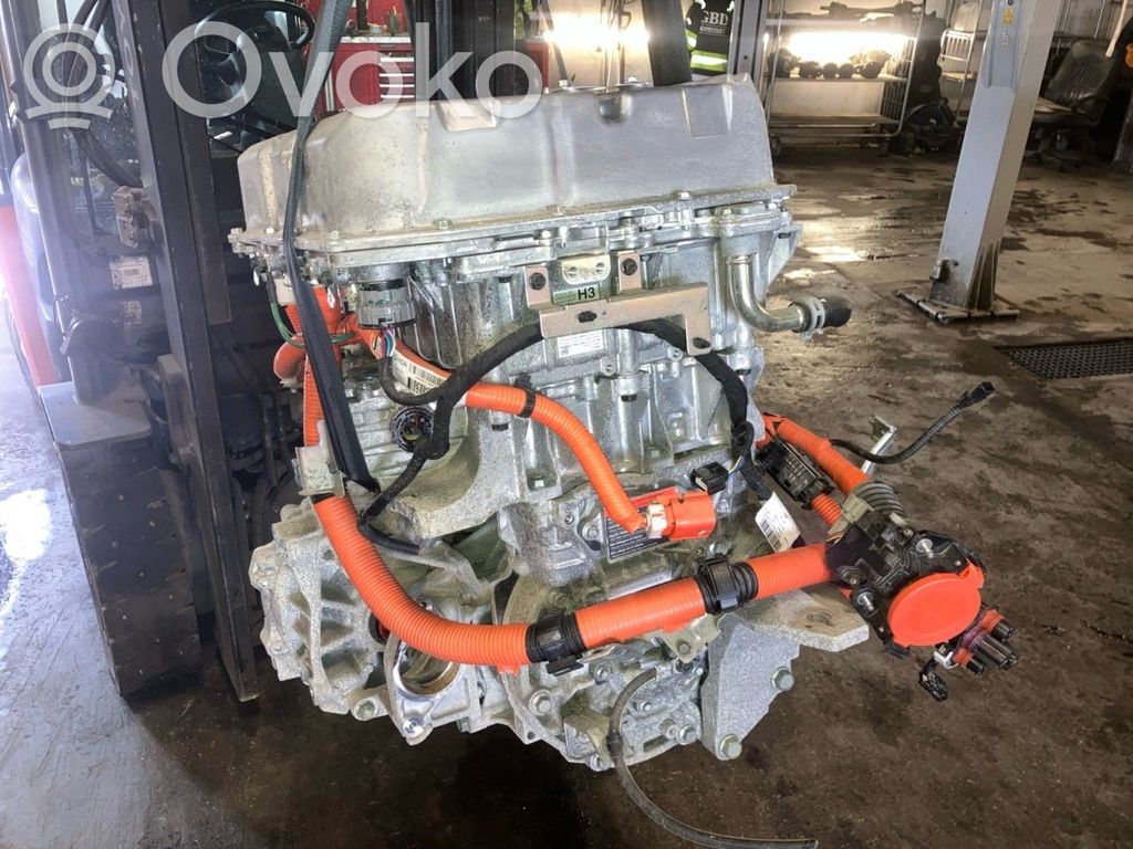 Nissan Leaf II (ZE1) Silnik elektryczny samochodu 