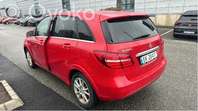 Mercedes-Benz B W246 W242 Puerta trasera 