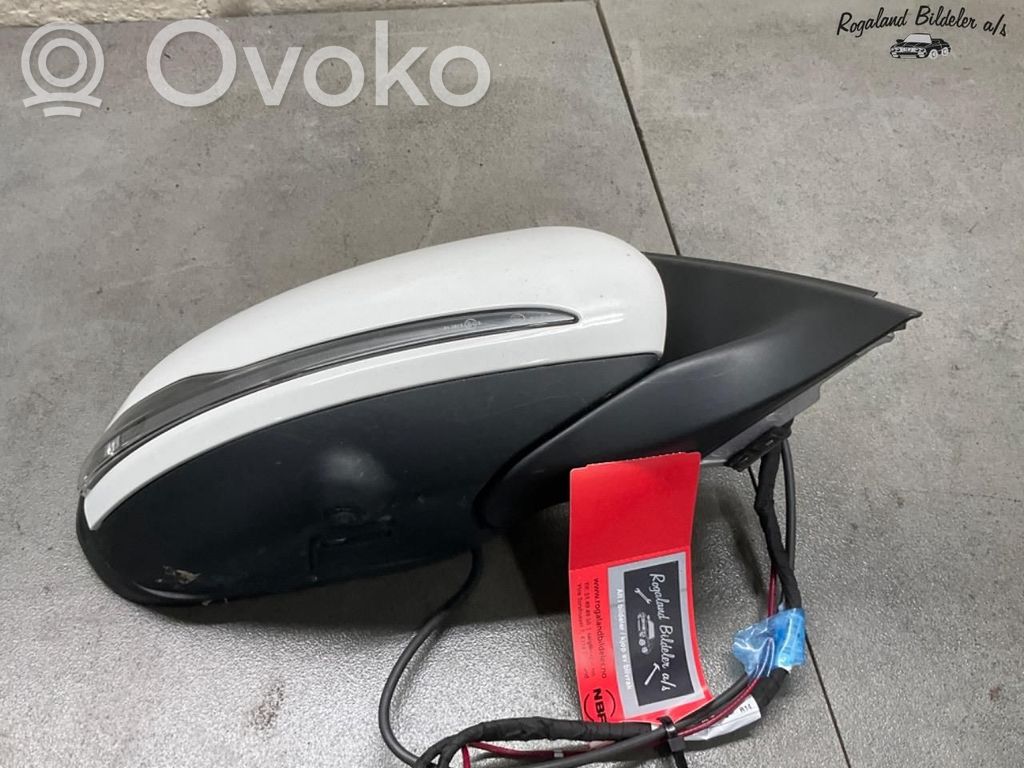 Mercedes-Benz EQB Elektryczne lusterko boczne drzwi 