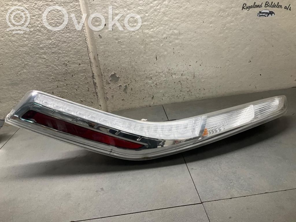 Nissan Leaf I (ZE0) Lampă spate în caroserie 