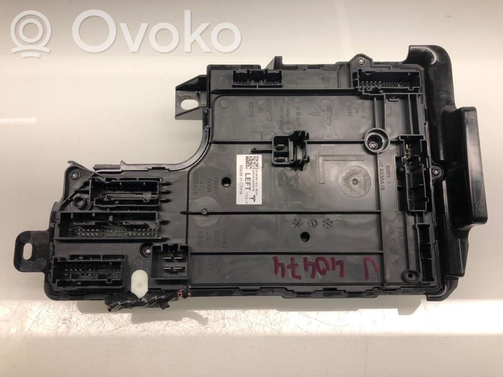 Tesla Model Y Central body control module 