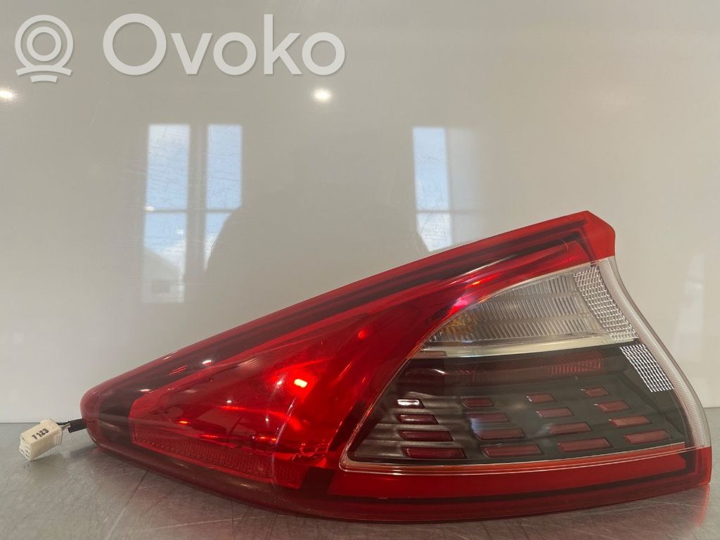 Hyundai Ioniq Luci posteriori