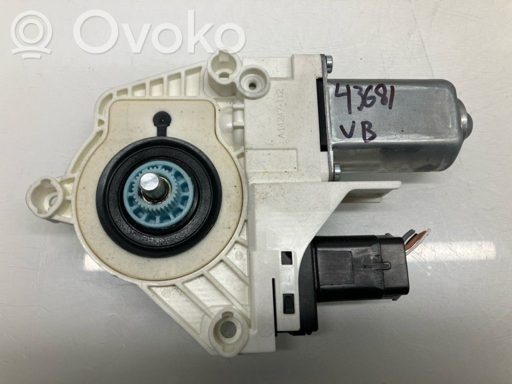 Tesla Model Y Silniczek podnoszenia szyby drzwi tylnych 