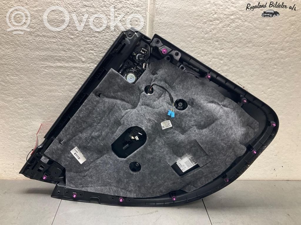 Mercedes-Benz EQC Etuoven verhoilu 
