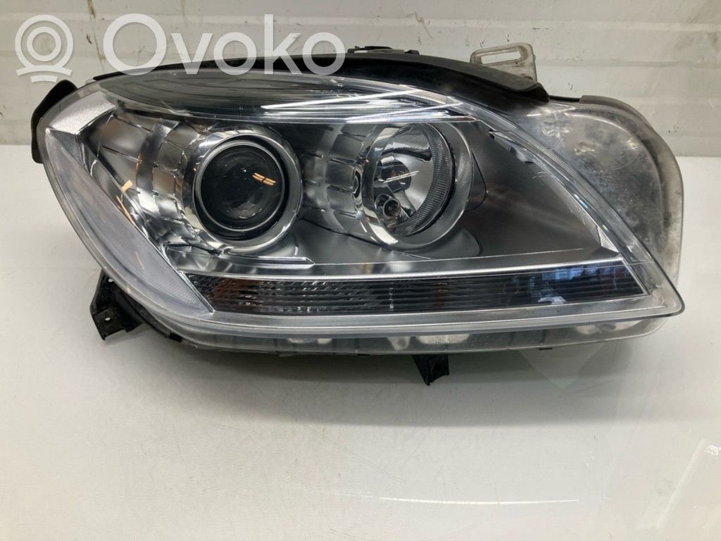 Mercedes-Benz ML W166 Lampa przednia 