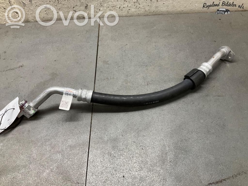 Audi e-tron Tubo flessibile aria condizionata (A/C) 