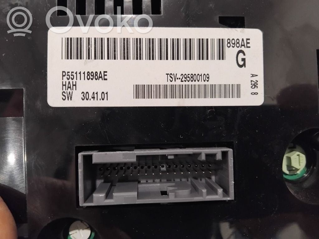 Dodge Journey Climate control/heater control trim 