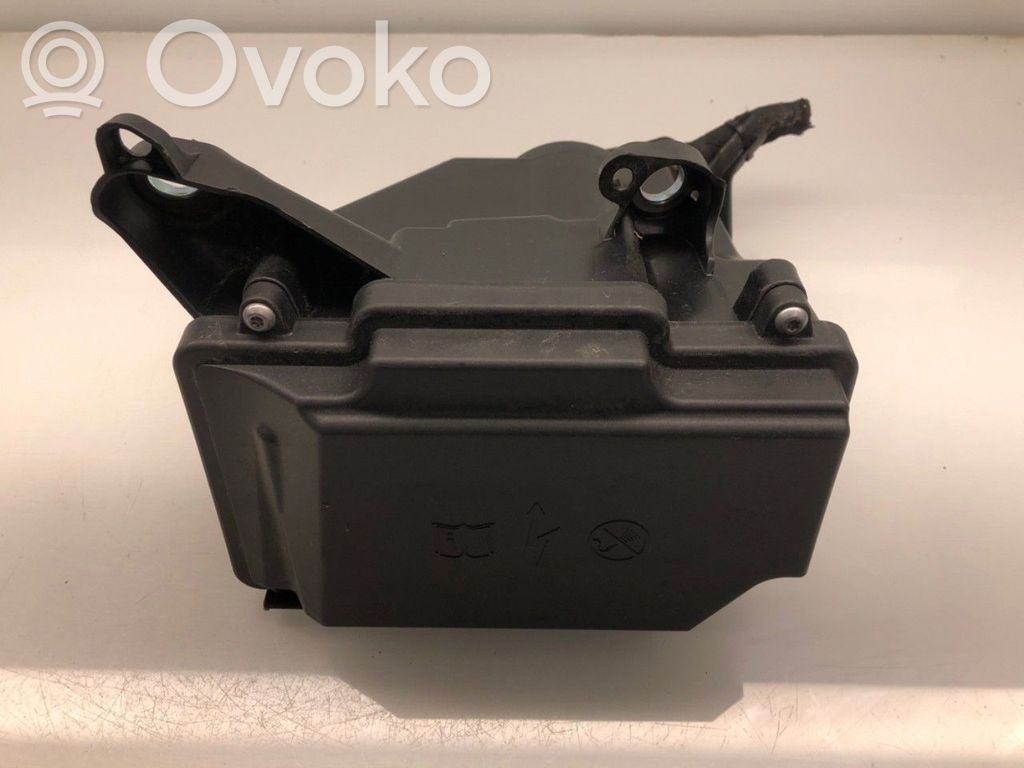 Mercedes-Benz EQC Boîte à fusibles 