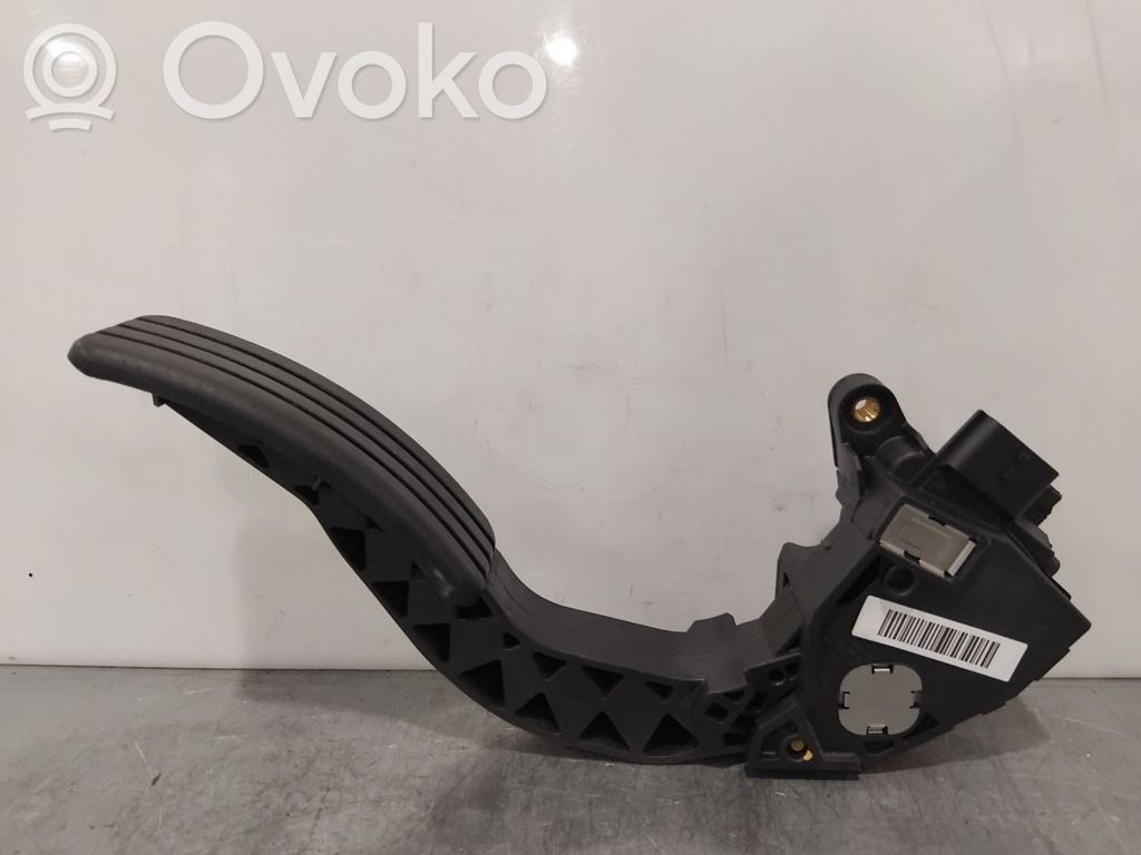 Opel Vivaro Kaasupoljin 
