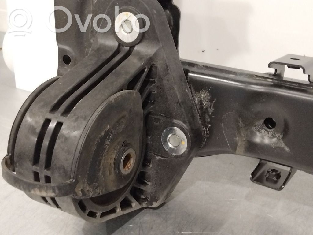 Hyundai Ioniq Engine mount bracket 