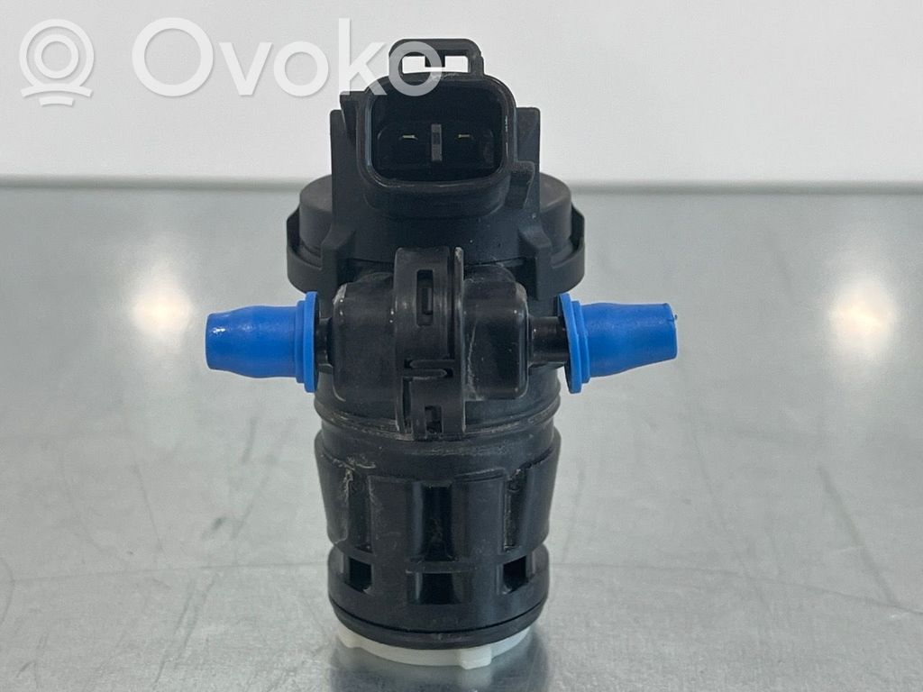 Mazda CX-5 Windscreen/windshield washer pump 