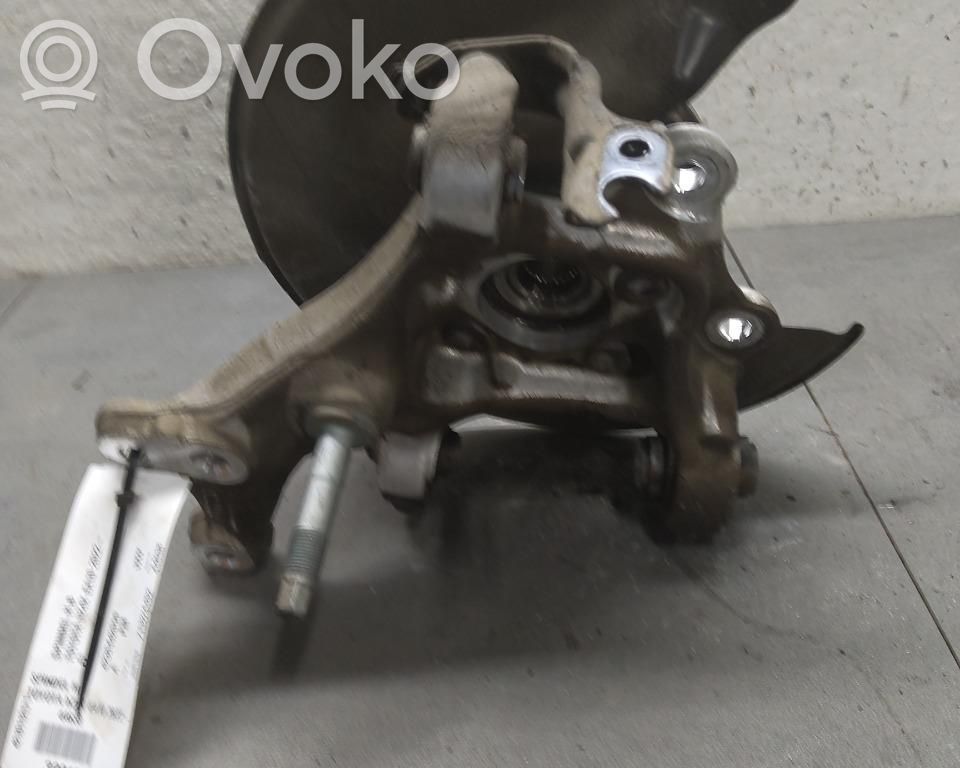 Toyota bZ4X Fuso a snodo con mozzo ruota posteriore
