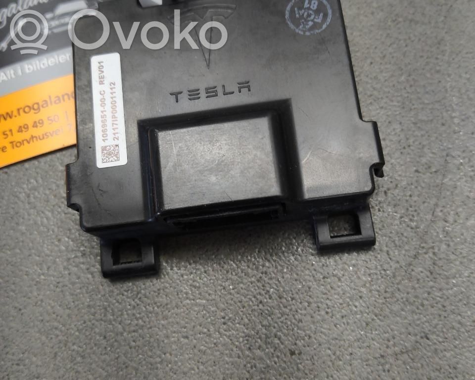 Tesla Model S Otras unidades de control/módulos 