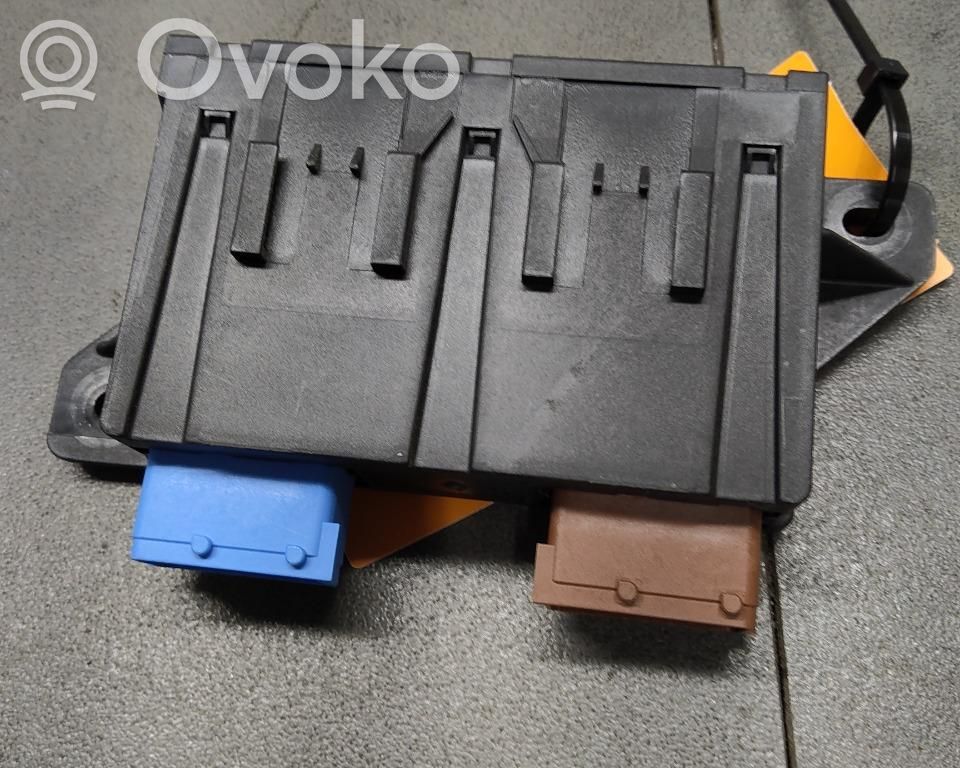 Peugeot 5008 II Tow bar trailer control unit/module 