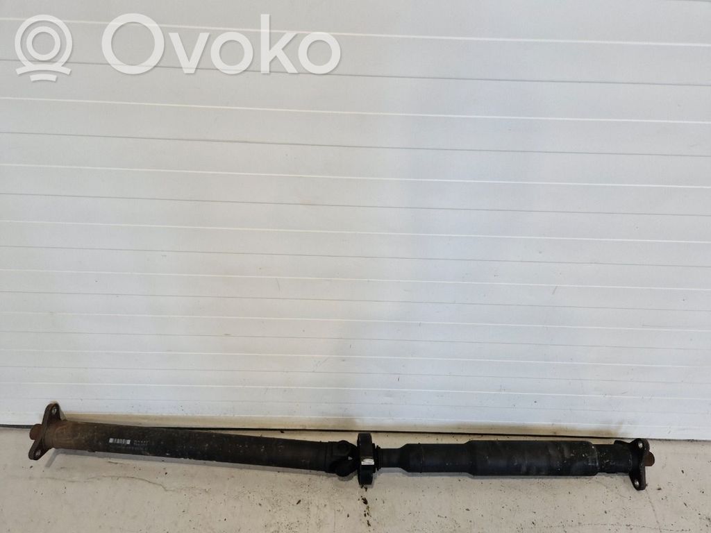 BMW 3 E90 E91 Kardanas komplekte 