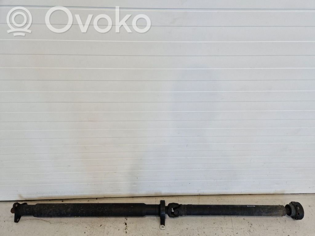 BMW 5 E60 E61 Kardanas komplekte 