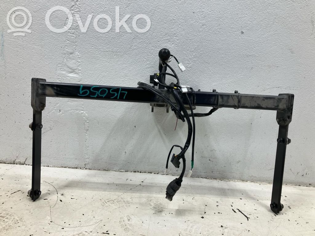 Vetokoukku   NOPARTID,PW96002043,10058782,10058782,NOPARTID,PW96002043