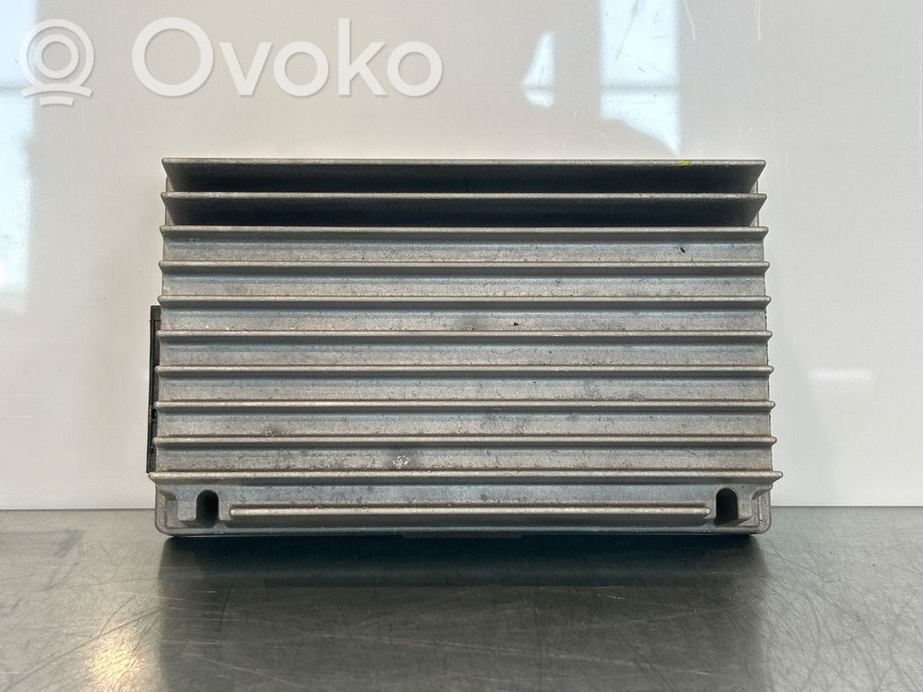BMW 3 E90 E91 Garso stiprintuvas 