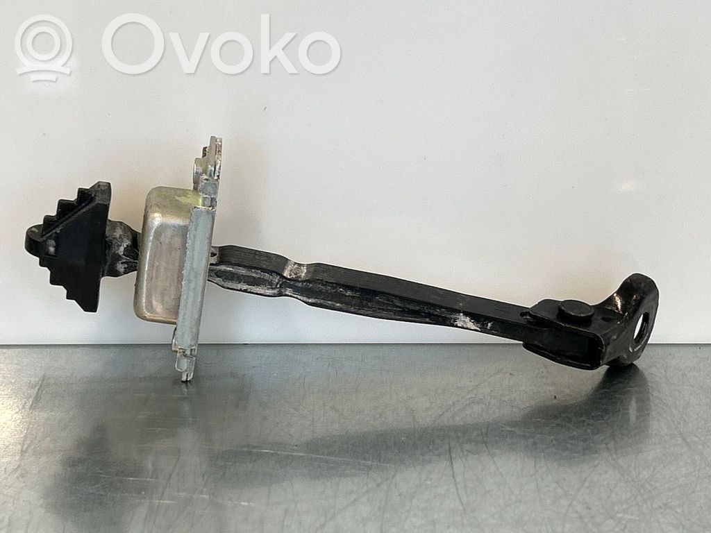 Mazda CX-3 Etuoven pidätin 