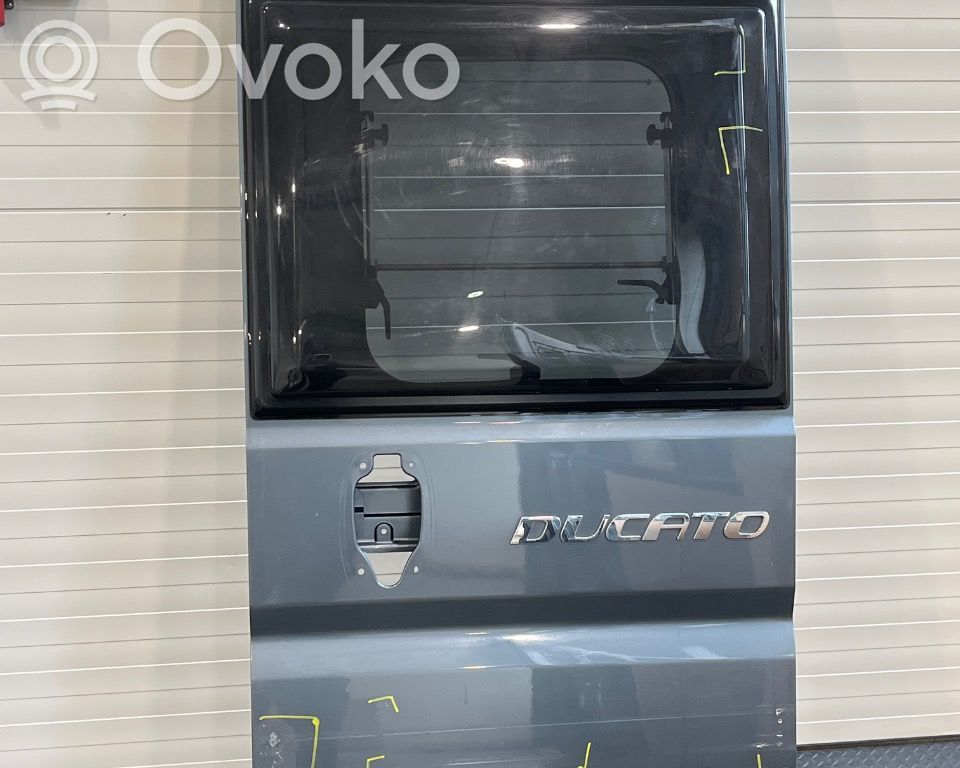 Fiat Ducato Aizmugurējās durvis 