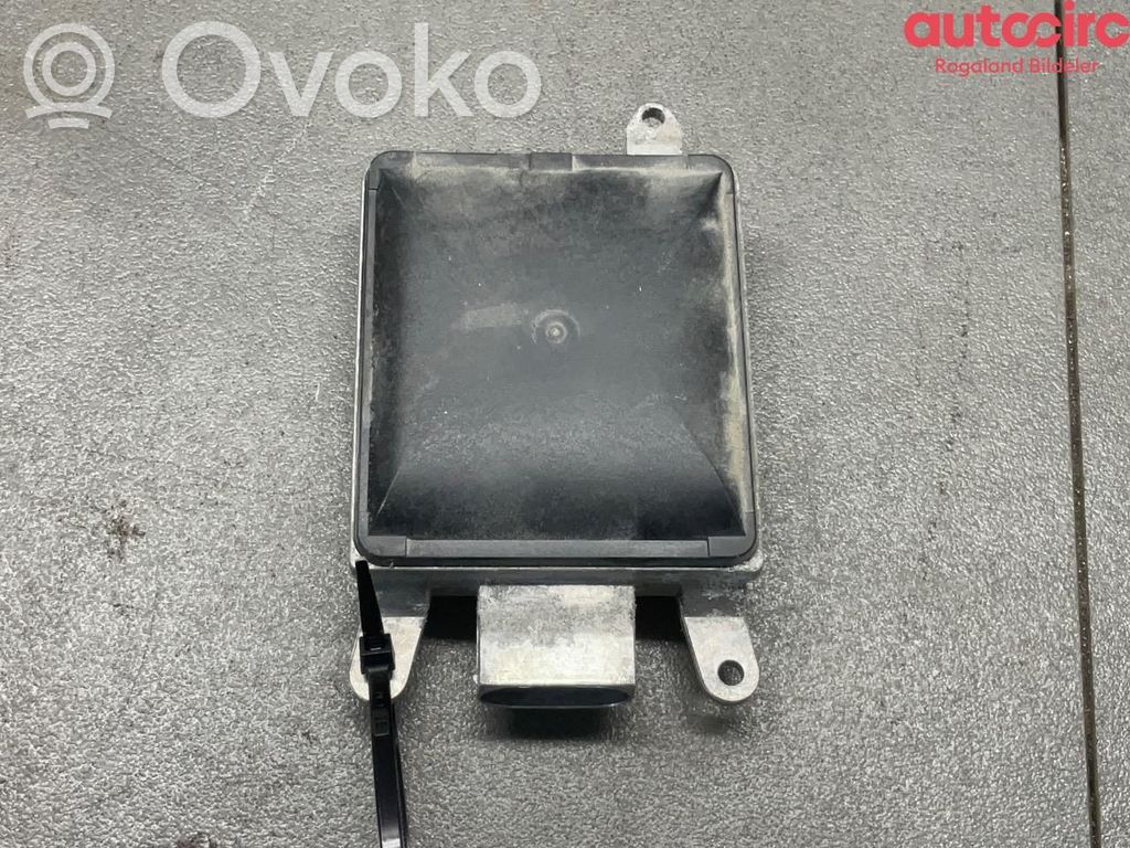 BMW 4 F32 F33 Senzor radar distronic 