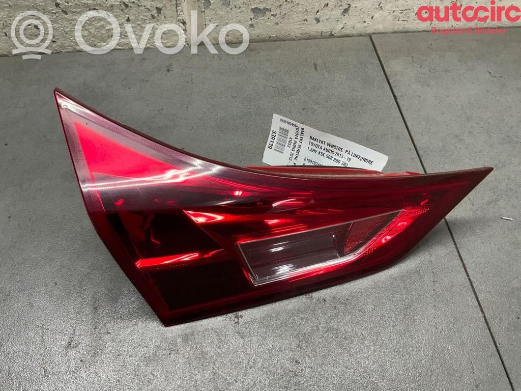 Toyota Auris E180 Feux arrière / postérieurs