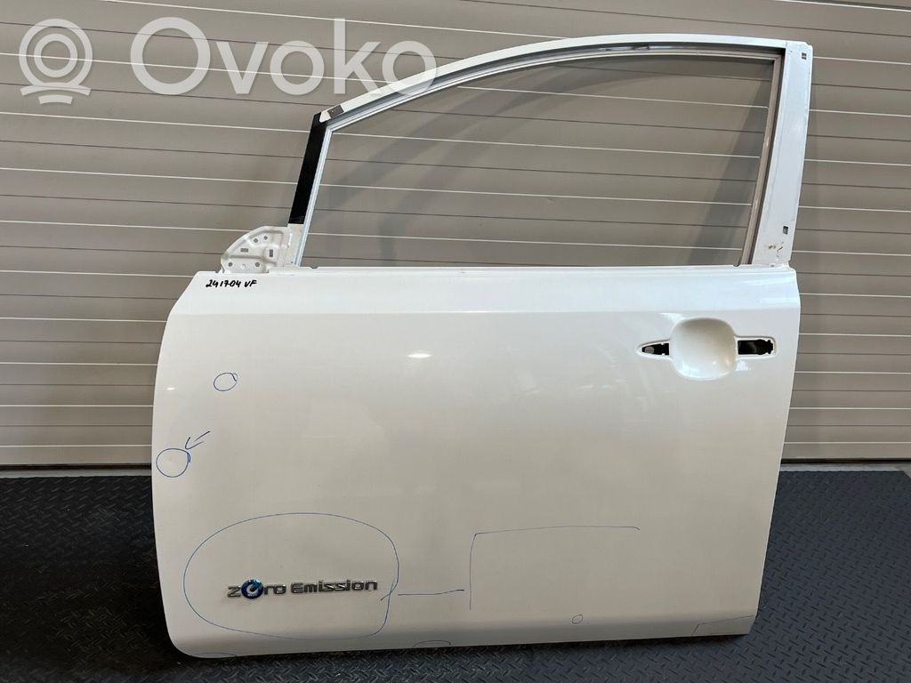 Nissan Leaf I (ZE0) Puerta delantera
