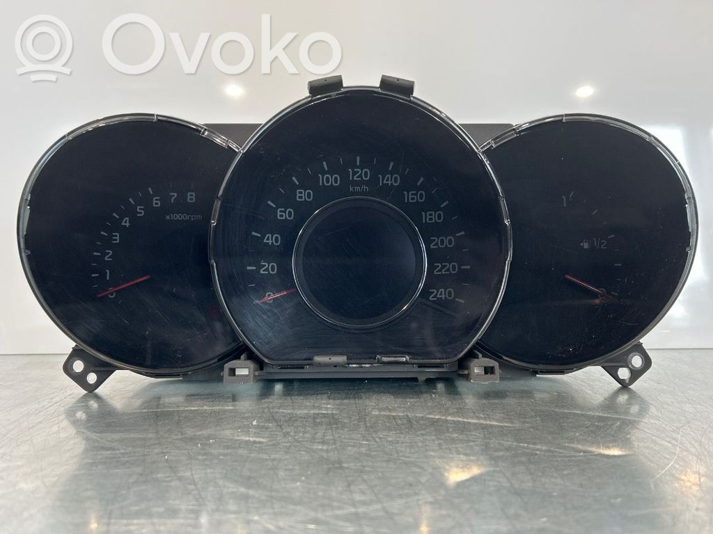 KIA Ceed Pääyksikkö multimedian ohjaus 