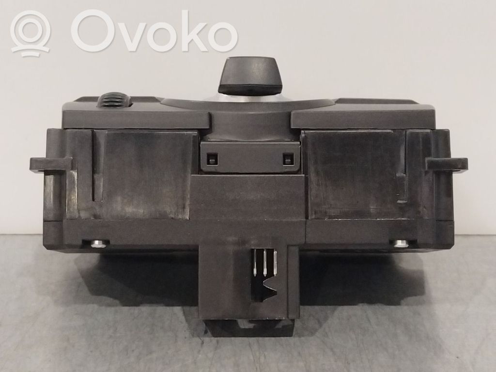 BMW 5 E60 E61 Valokatkaisija 