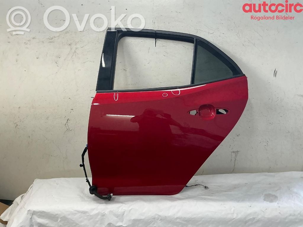 Toyota Corolla E210 E21 Galinės durys 
