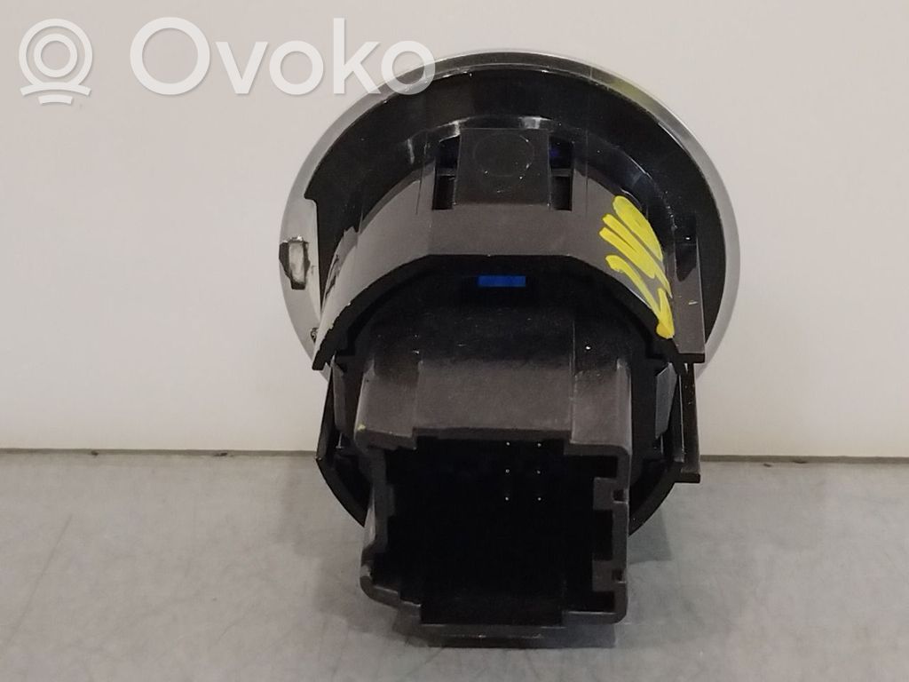 Opel Ampera- E Engine start stop button switch 