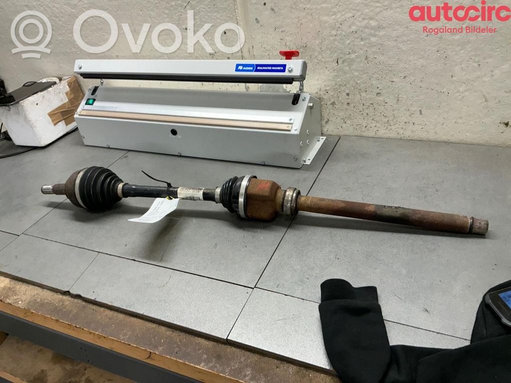 Peugeot Expert Etuvetoakseli 