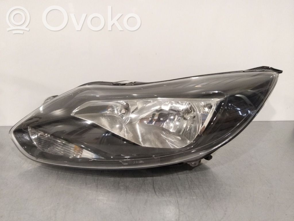 Ford Focus Headlight/headlamp 