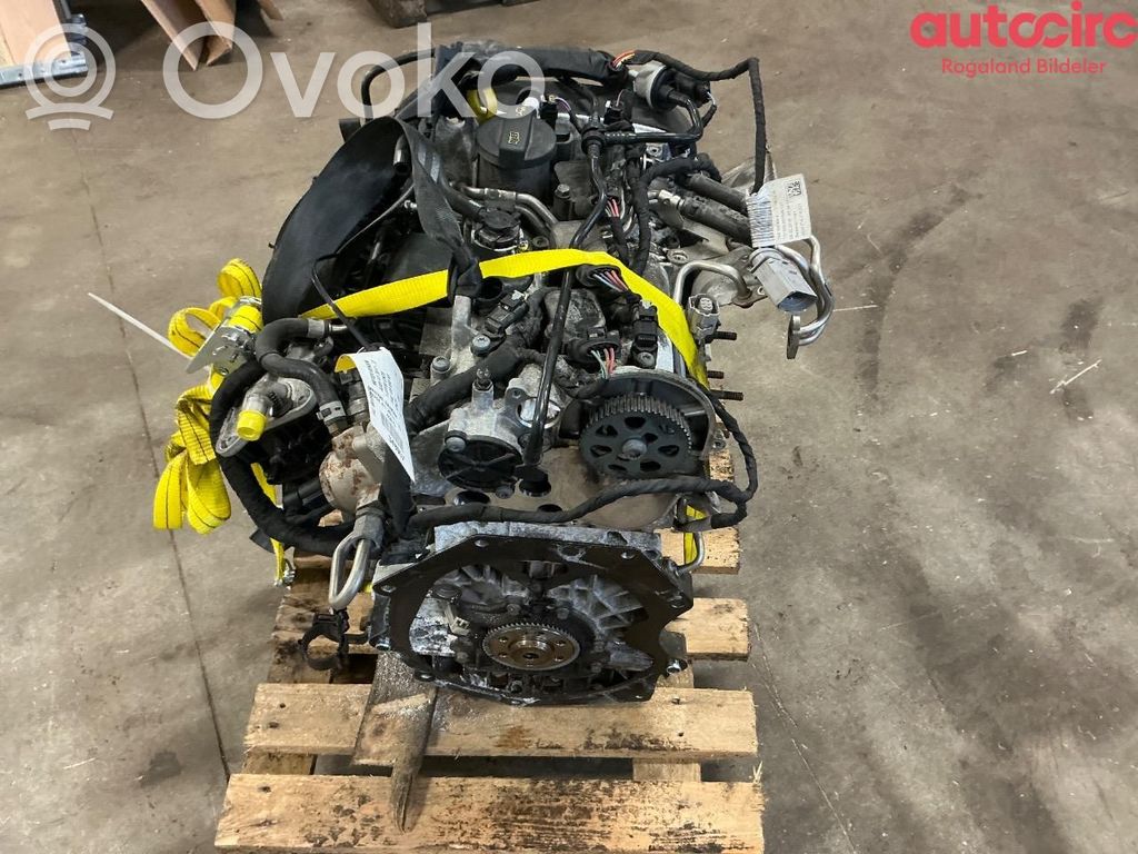 Двигатель   04C100098DX,04C100098D,04C100098D,04C100098D,04C100098DX,CHZB