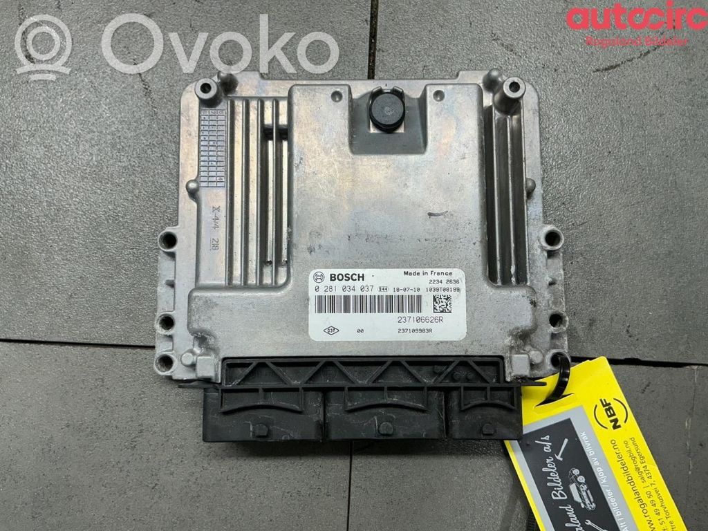 Opel Vivaro Engine control unit/module ECU 