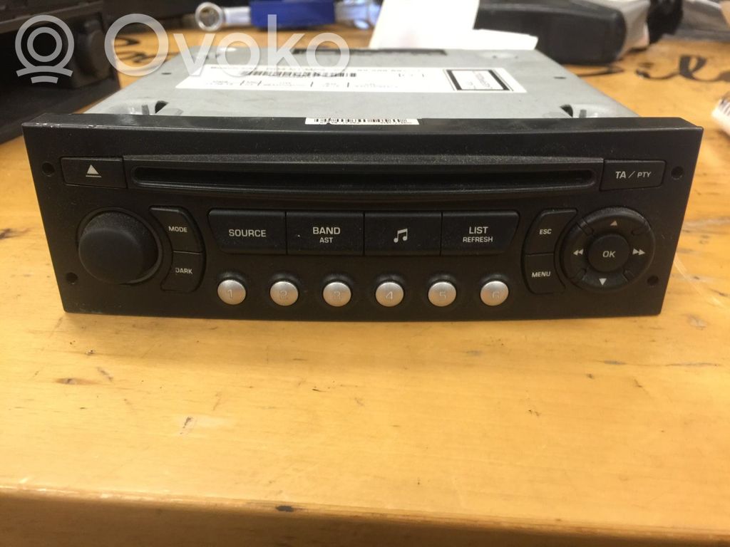 Peugeot Partner Radio / CD-Player / DVD-Player / Navigation 
