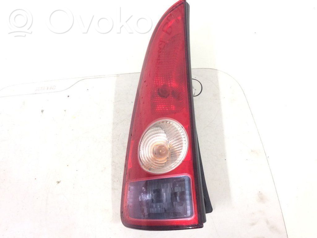 Luci posteriori   8200027153,8200027153,8200027153