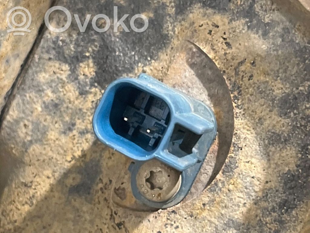 Ford C-MAX II Zwrotnica koła tylnego 