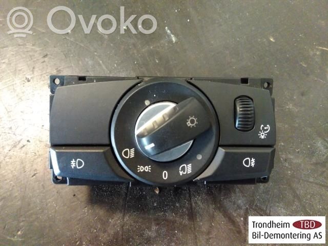 Light switch   913472802,3361030102,3361030102,913472802