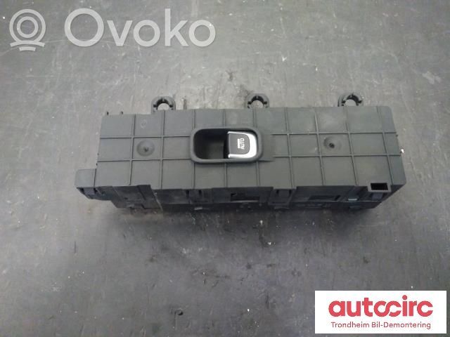 KIA Niro Interruptor del elevalunas eléctrico 