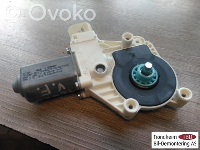 BMW 5 F10 F11 Motorino alzacristalli della portiera anteriore 