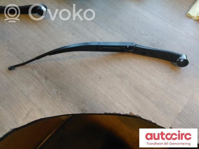 KIA Soul Ramię wycieraczki szyby przedniej / czołowej 
