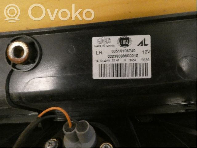 Fiat Doblo Lampă spate în caroserie 