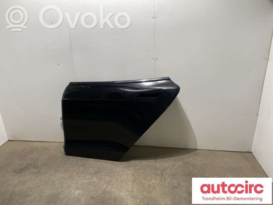 Tesla Model S Galinės durys 
