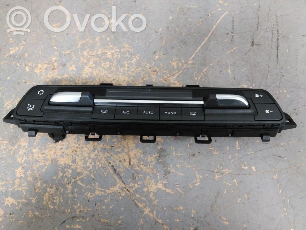 Toyota Proace Panel klimatyzacji / Ogrzewania 