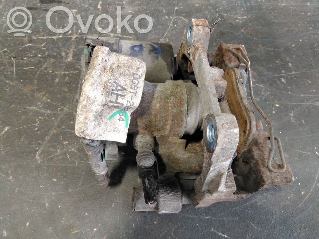 Ford Mondeo MK V Takajarrusatula 