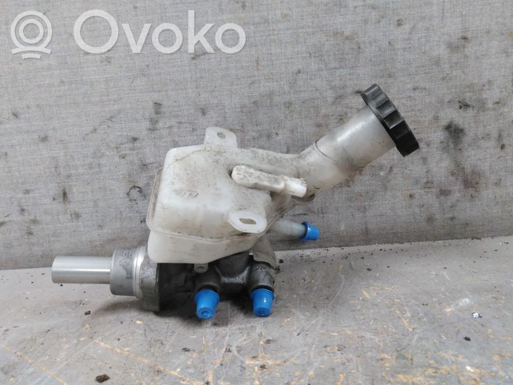 Mitsubishi Lancer VIII Główny cylinder hamulca 