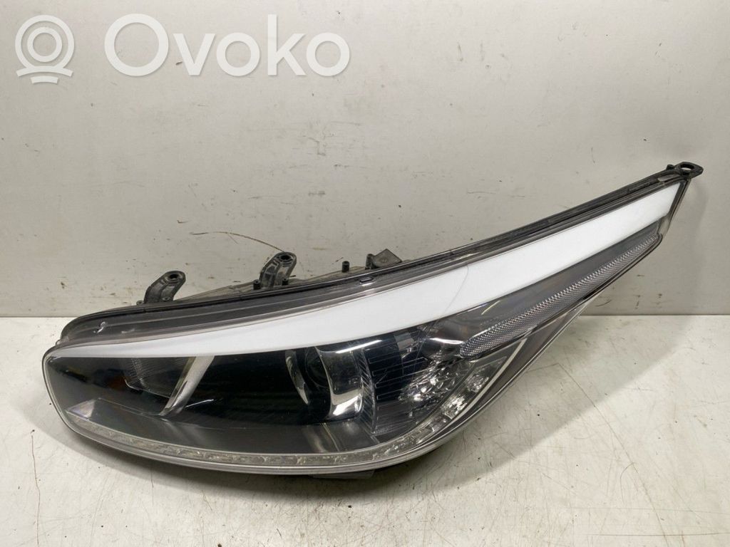 KIA Ceed Headlight/headlamp 