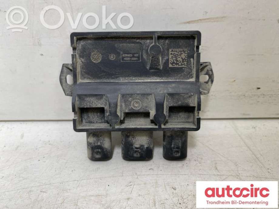 BMW X2 F39 Tailgate/trunk control unit/module 